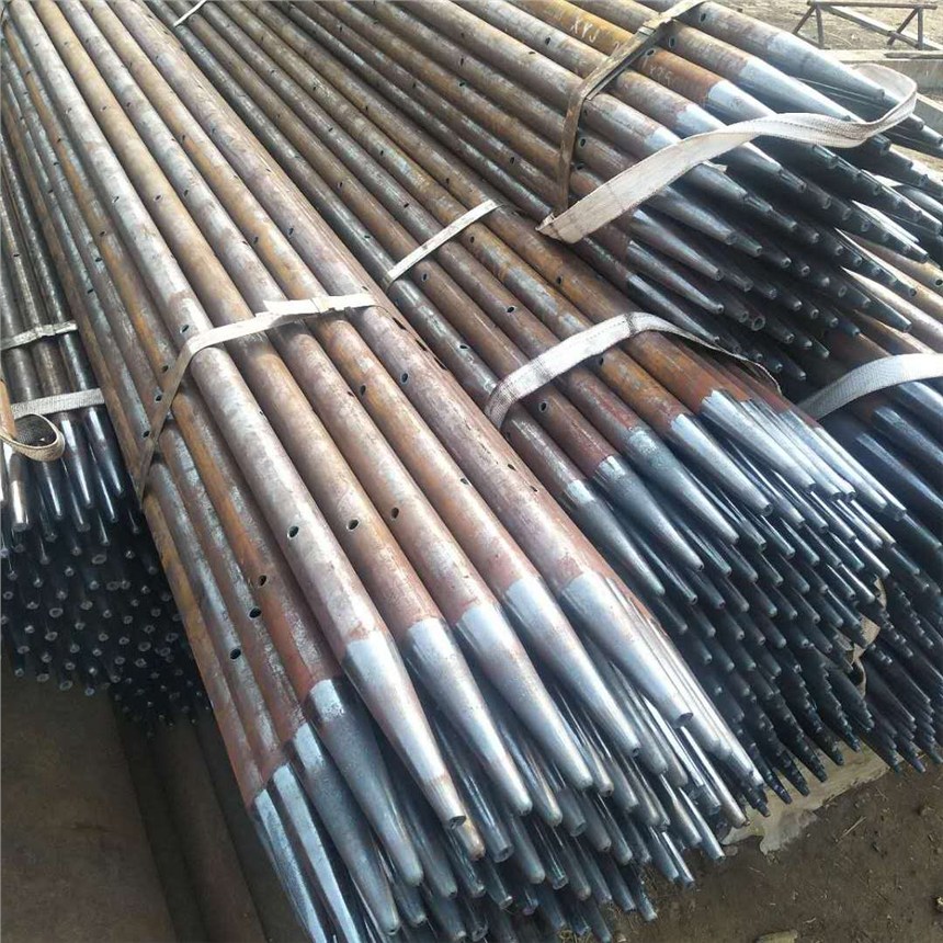 新疆诺德金属结构1300吨注浆管发往云南昆明 助力西南基建